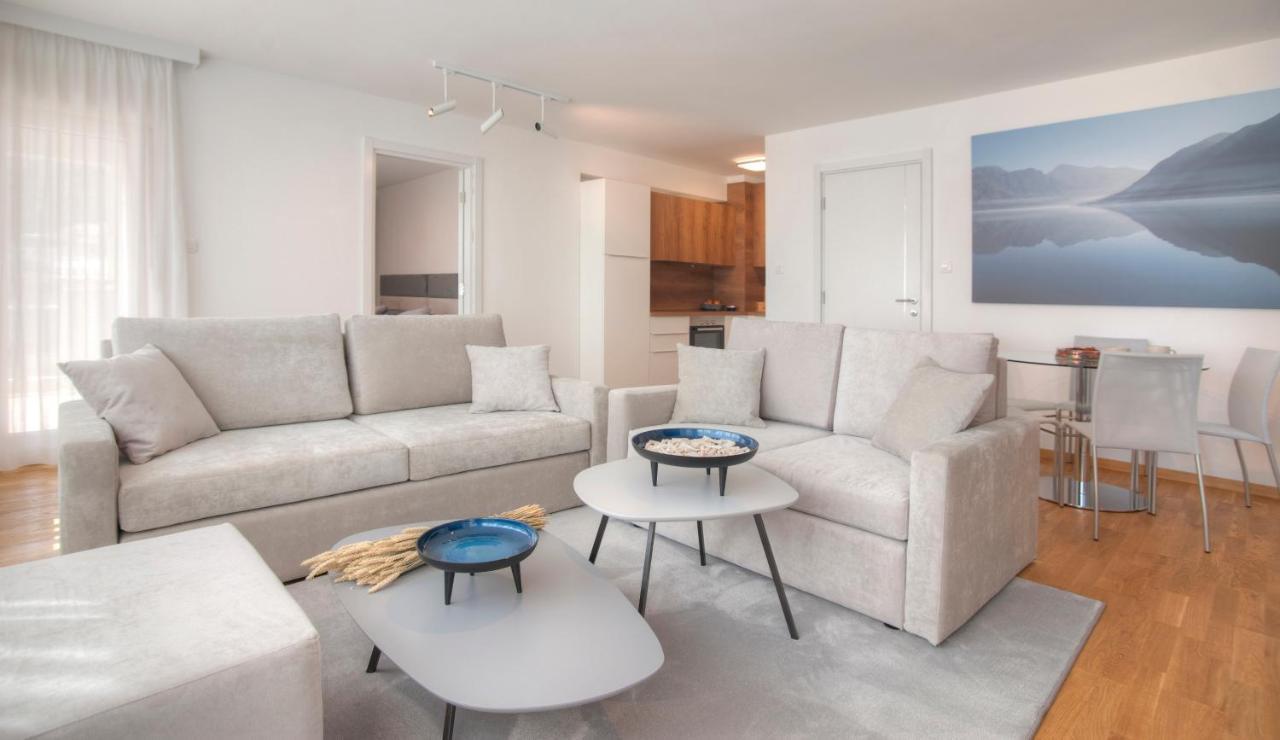 בודווה Fontana Seafront Residences מראה חיצוני תמונה
