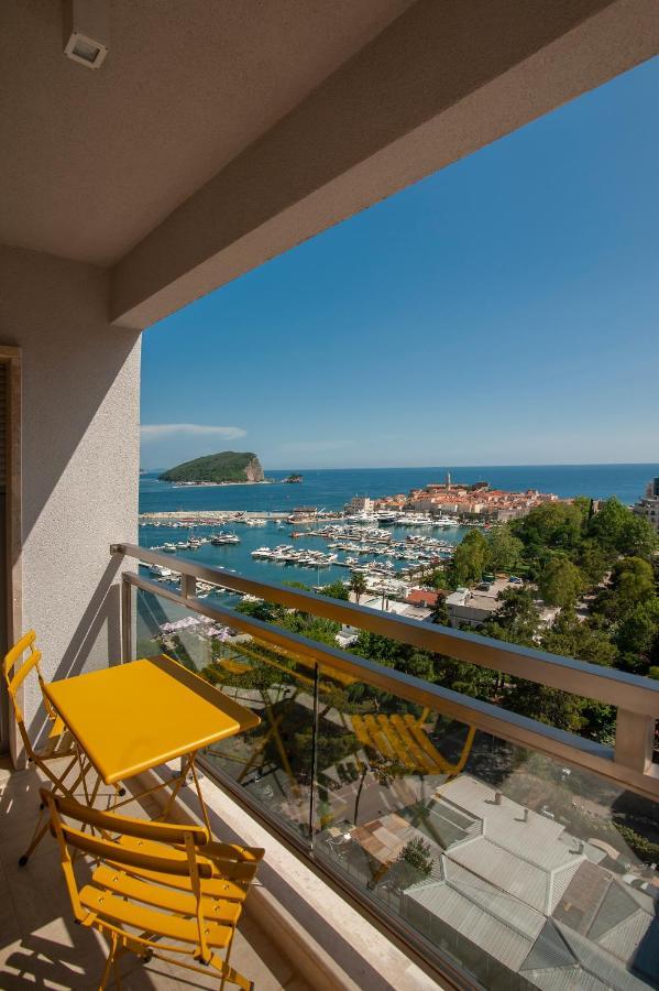 בודווה Fontana Seafront Residences מראה חיצוני תמונה