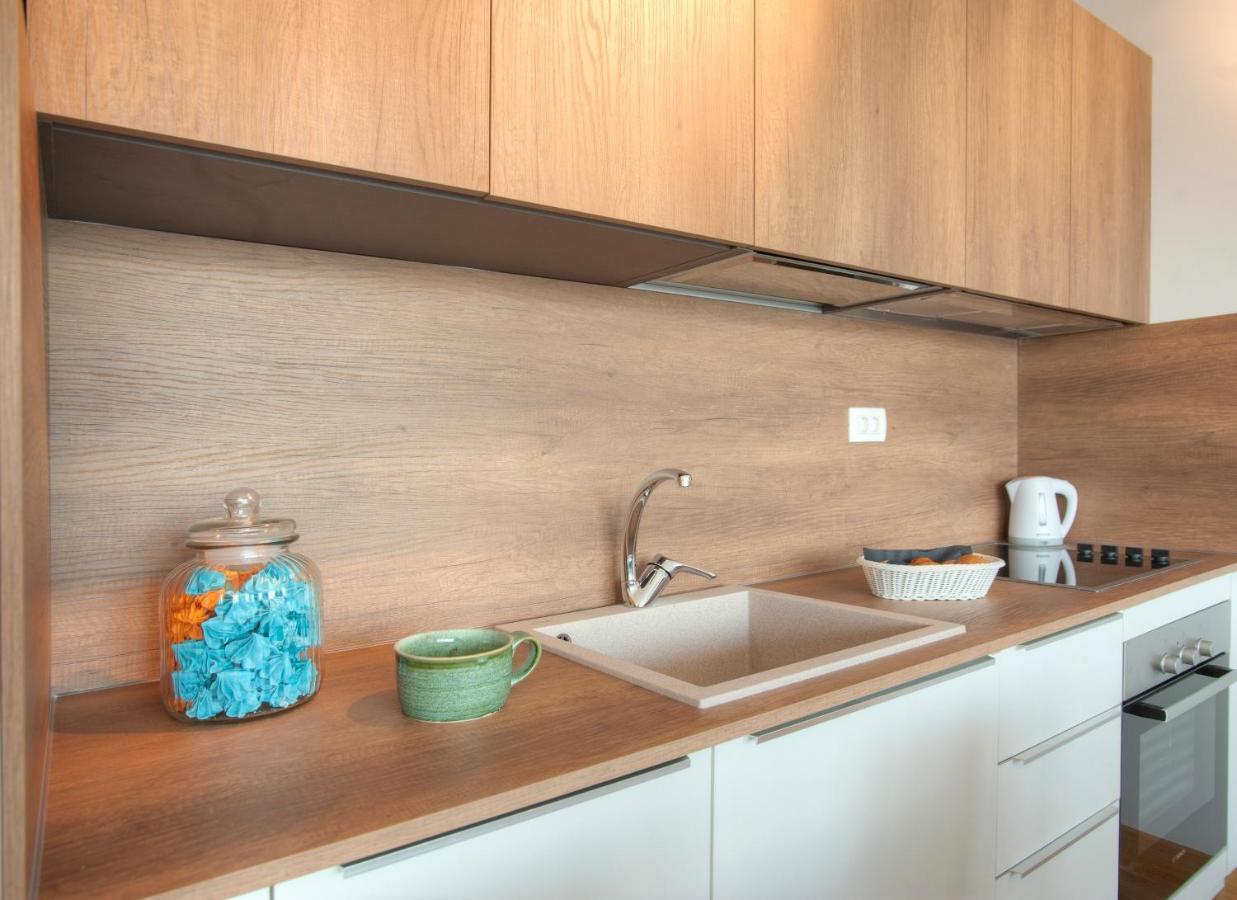 בודווה Fontana Seafront Residences מראה חיצוני תמונה
