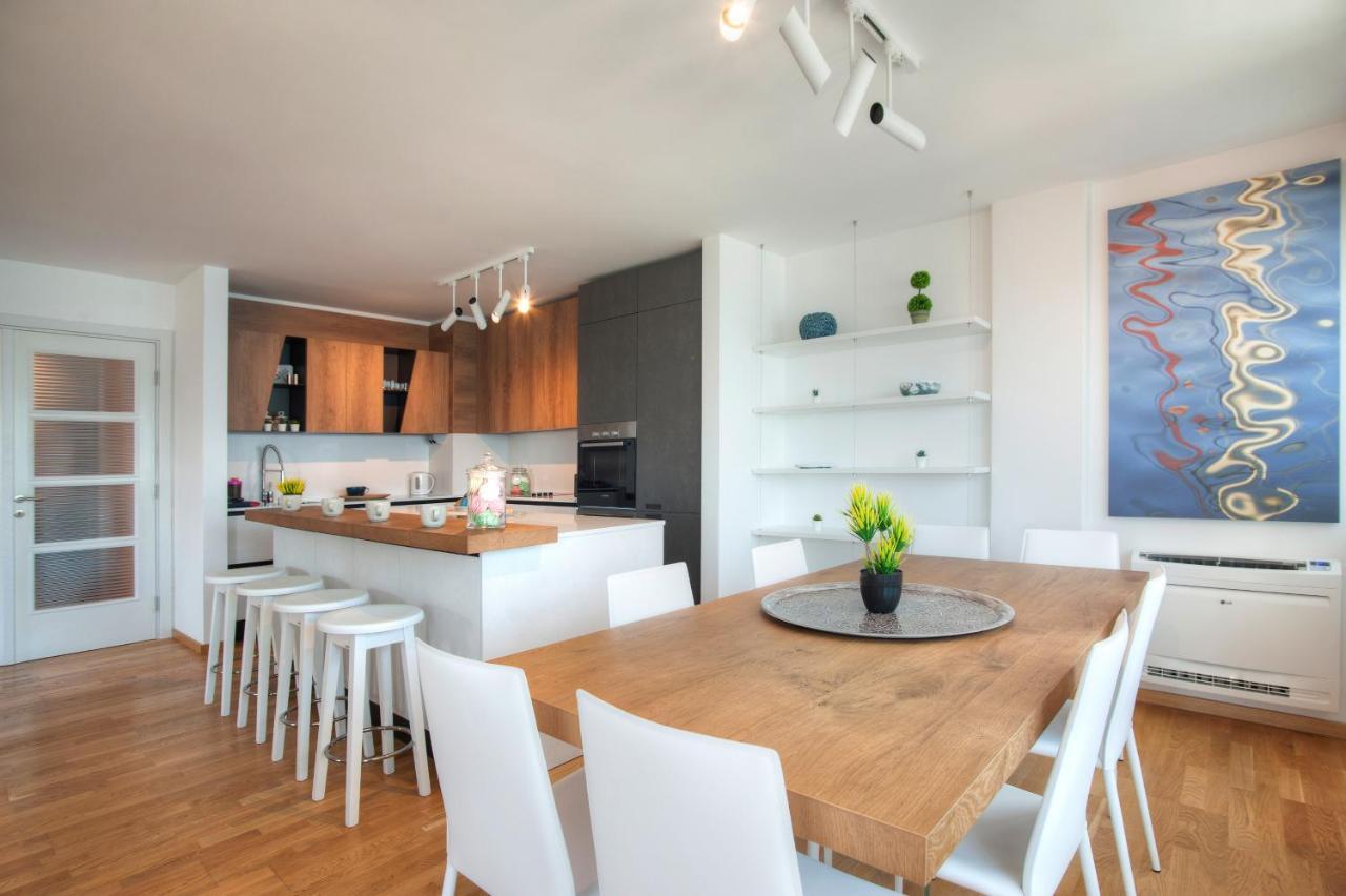 בודווה Fontana Seafront Residences מראה חיצוני תמונה