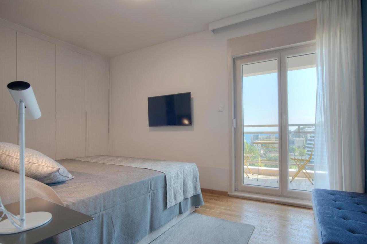 בודווה Fontana Seafront Residences מראה חיצוני תמונה