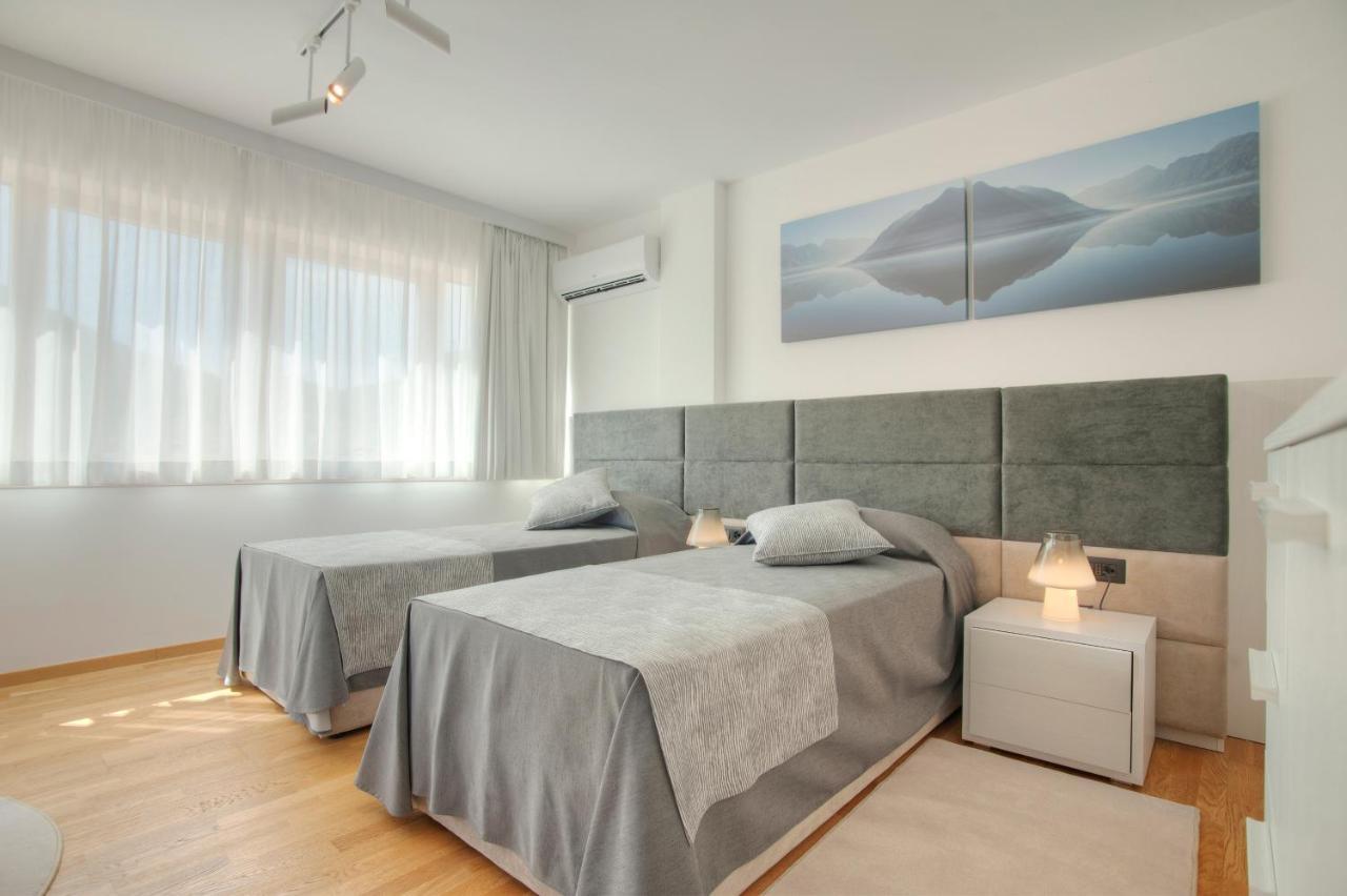 בודווה Fontana Seafront Residences מראה חיצוני תמונה